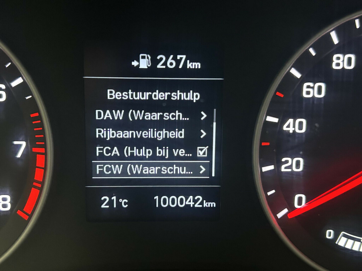 Hyundai-i20-18